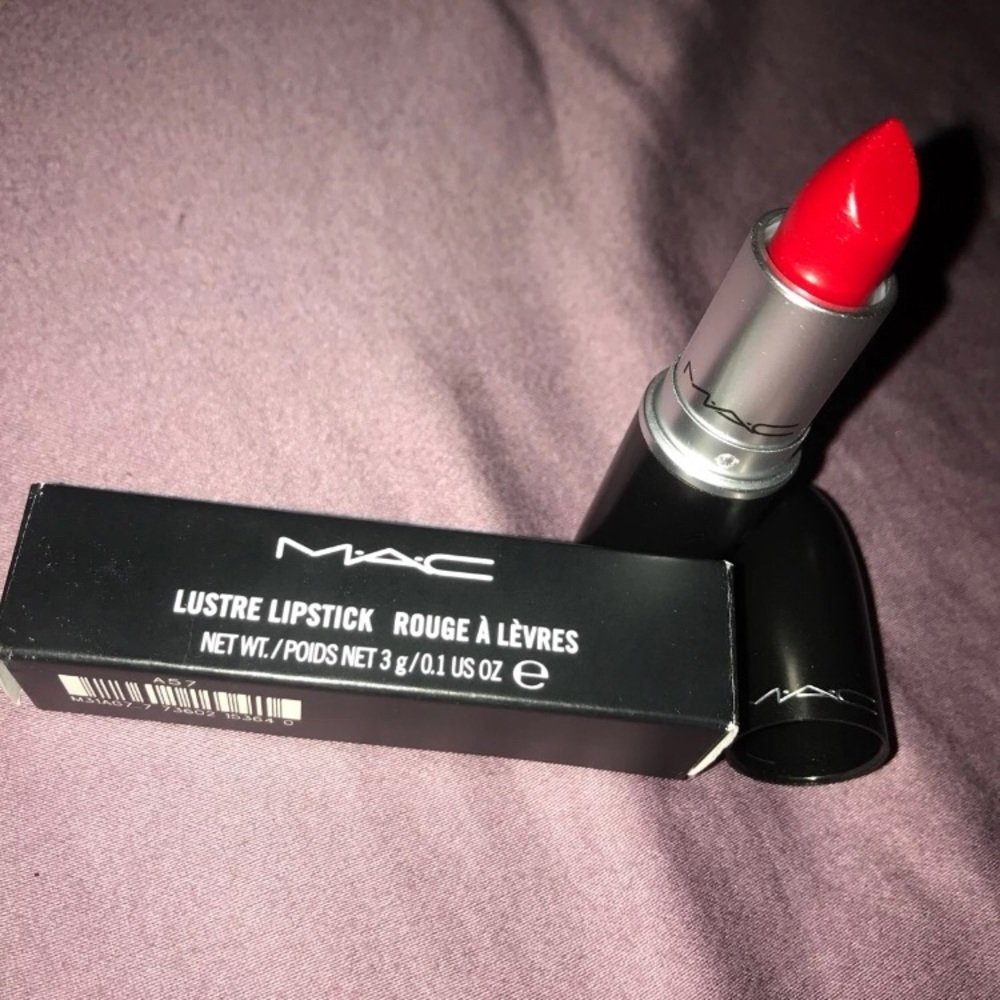 Mac Lustre Lipstick